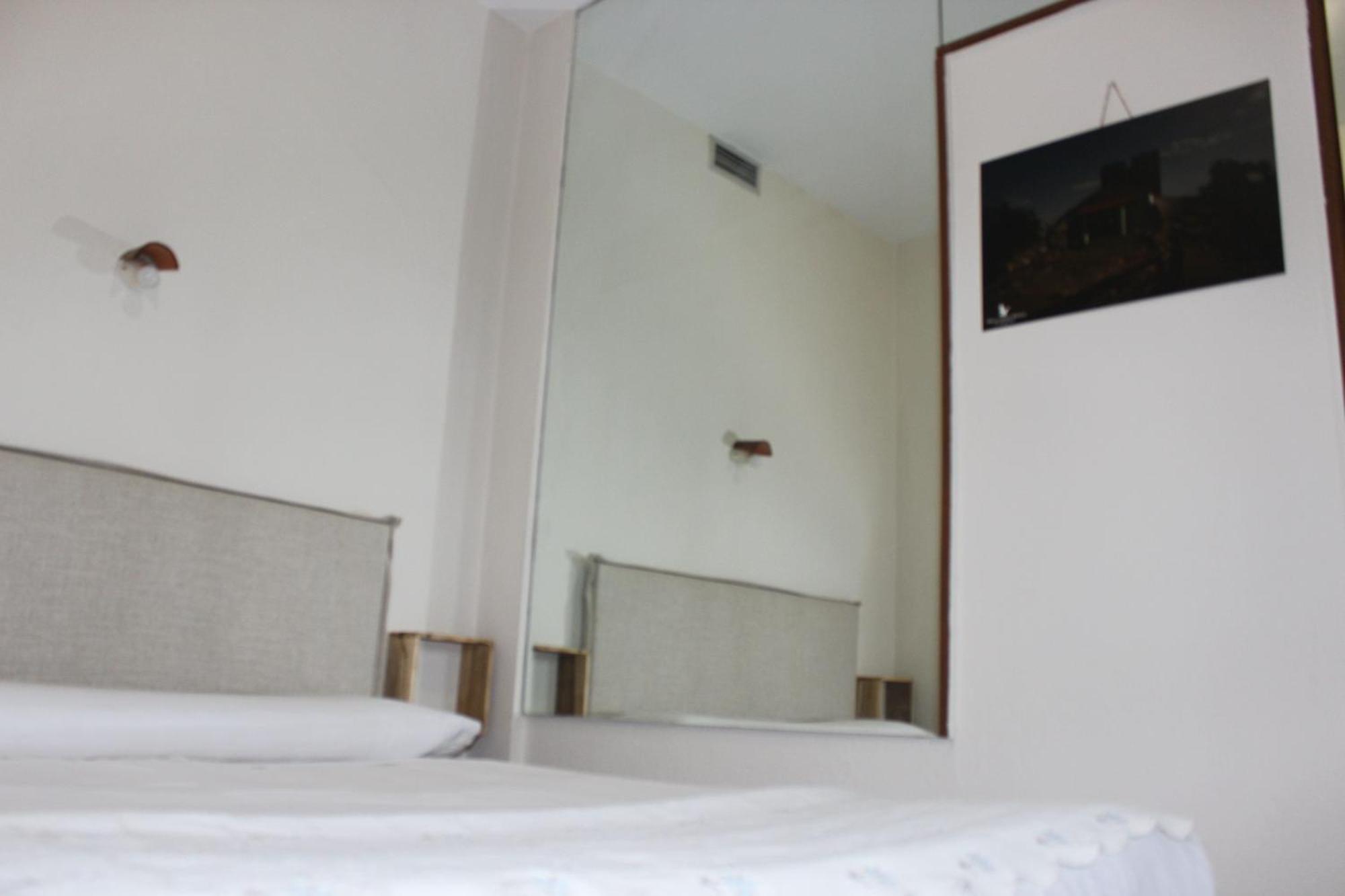Apartamentos De Astroturismo La Canada Torrejon el Rubio Luaran gambar