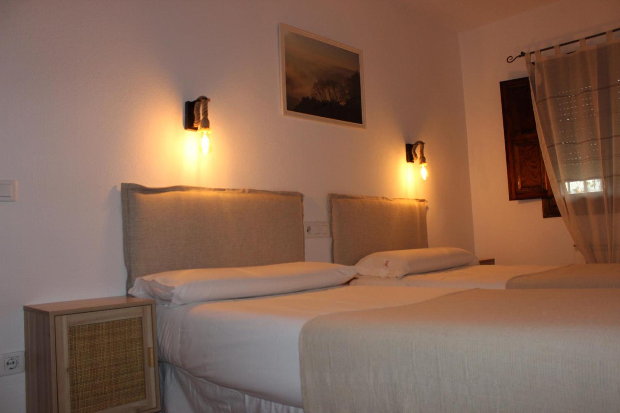 Apartamentos De Astroturismo La Canada Torrejon el Rubio Luaran gambar