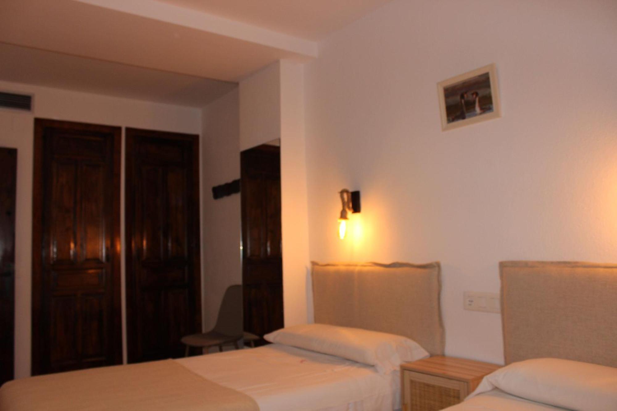 Apartamentos De Astroturismo La Canada Torrejon el Rubio Luaran gambar